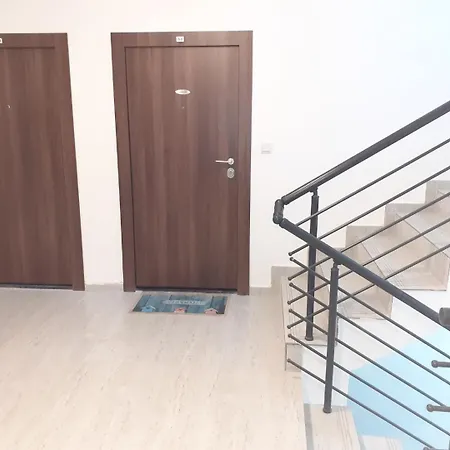 Apartman Apartment Tuzla * טוזלה